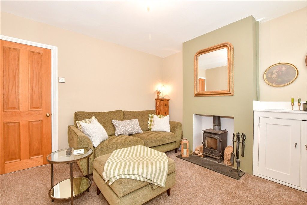 Property photo 1 of 13 Lounge