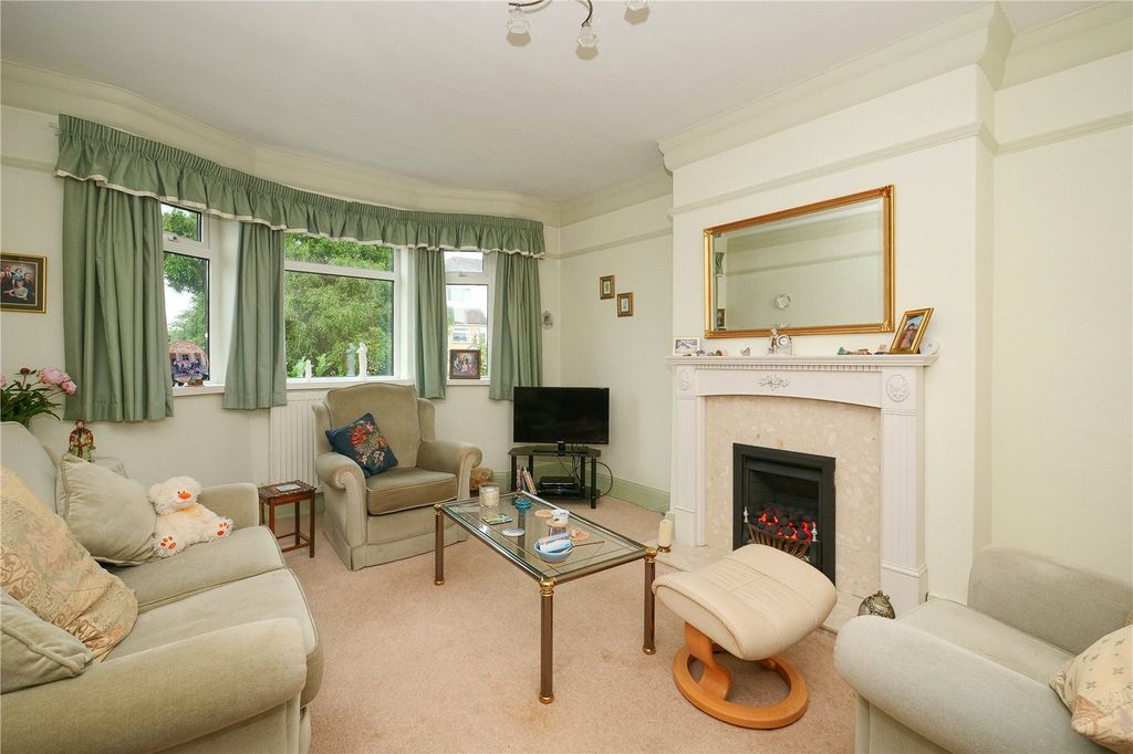Property photo 2 of 13 Picture No. 09
