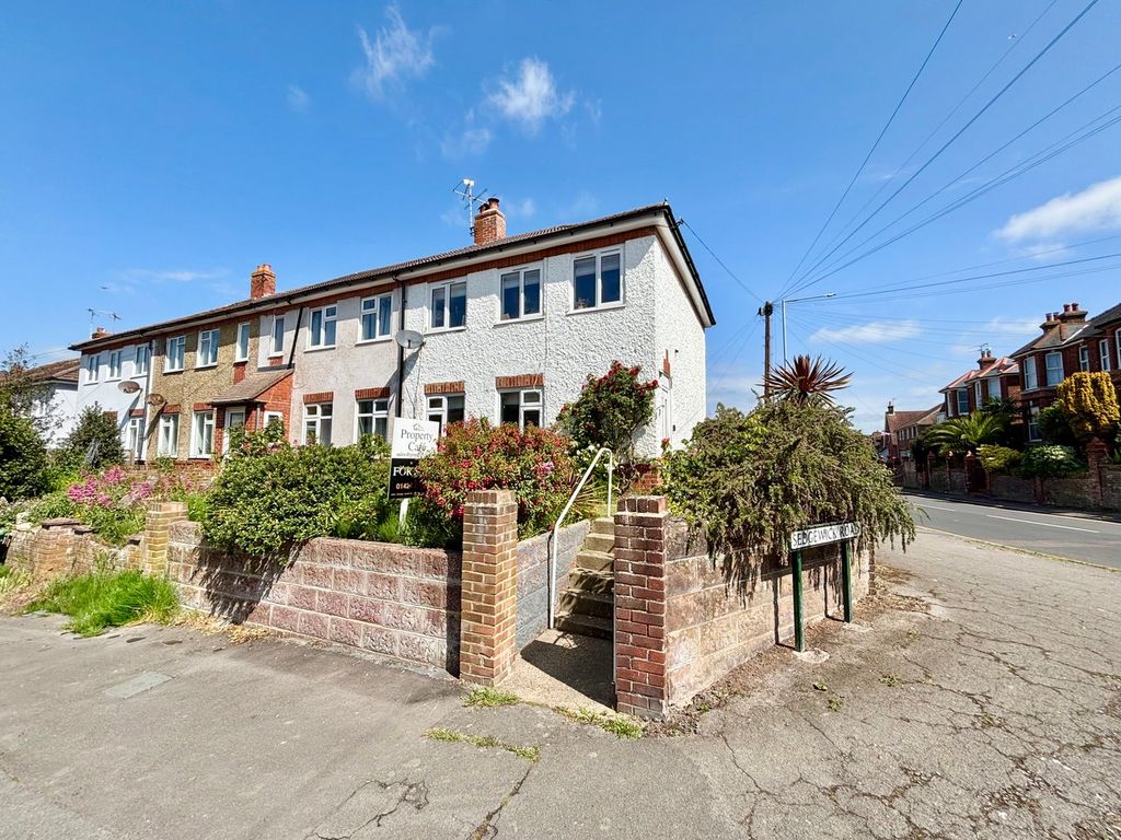 Property photo 1 of 19
