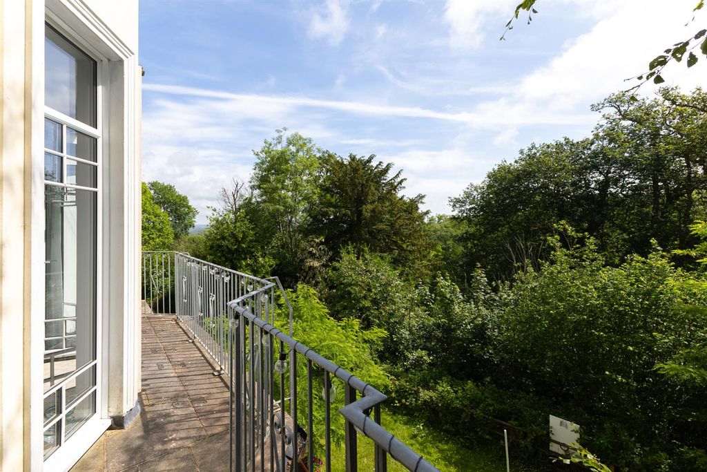 Property photo 3 of 23 Balcony
