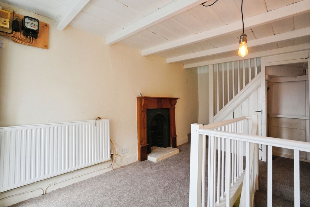 Property photo 3 of 17 Photo