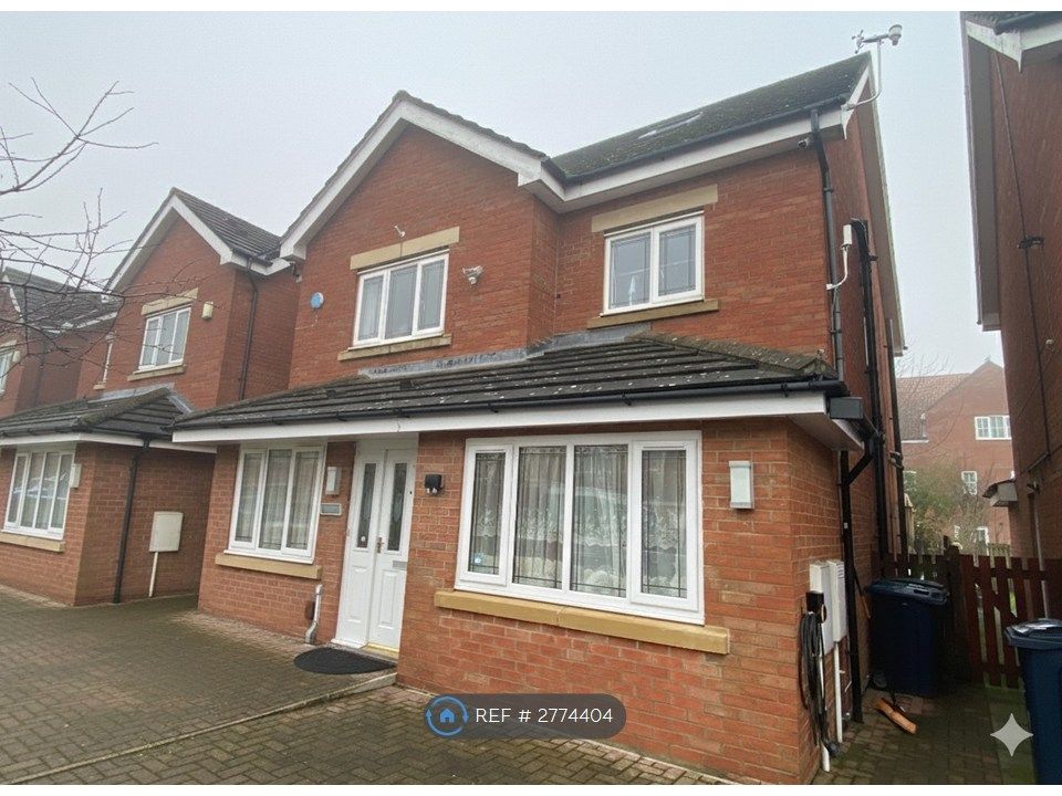 Property photo 1 of 11