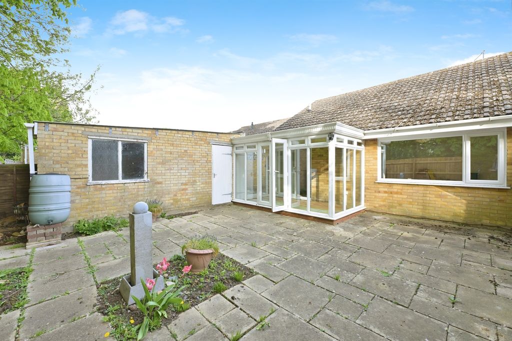 Property photo 2 of 14