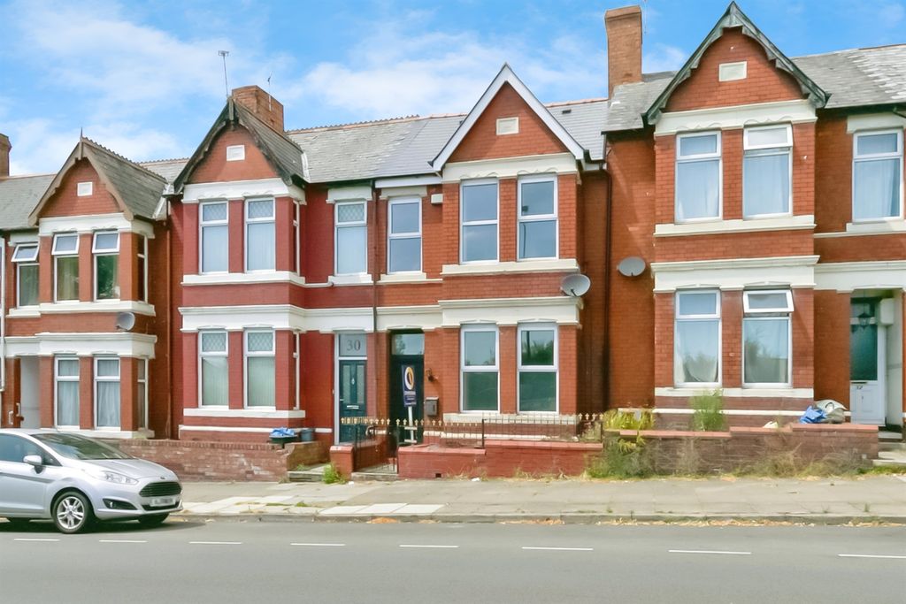 Property photo 1 of 17