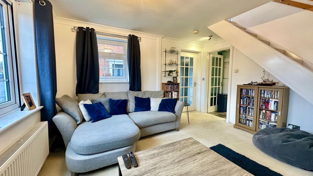 Property photo 3 of 20