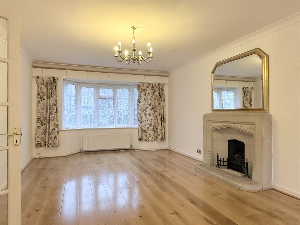 Property photo 2 of 20 Picture No. 13