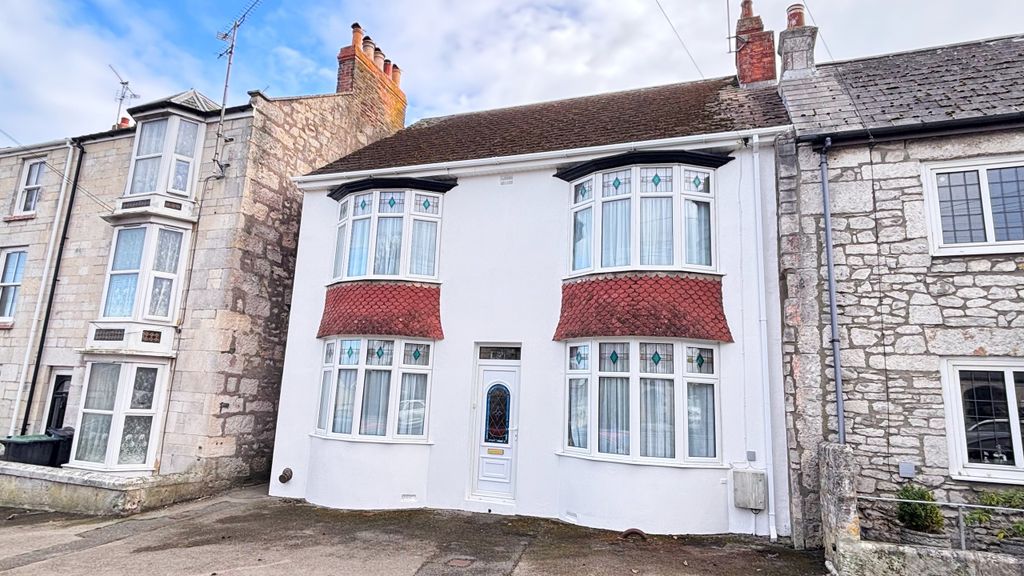 Property photo 1 of 18 Front 1