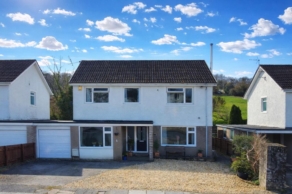 Property photo 1 of 21 1000031206.Png