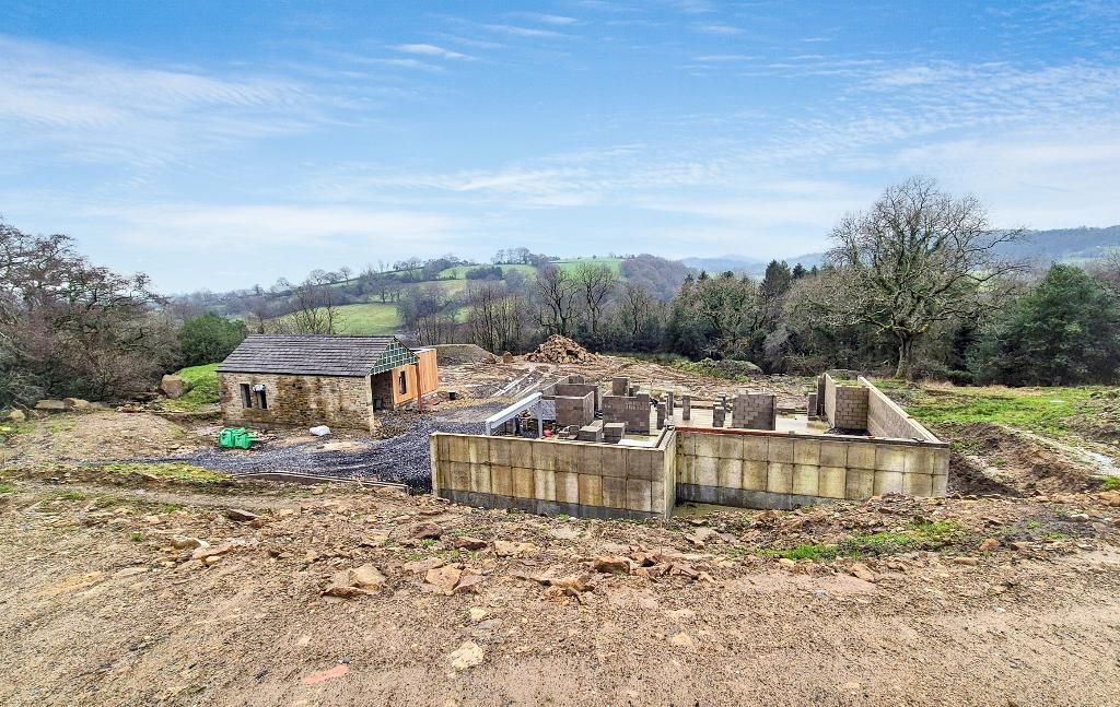 Property photo 2 of 16 Photo 2