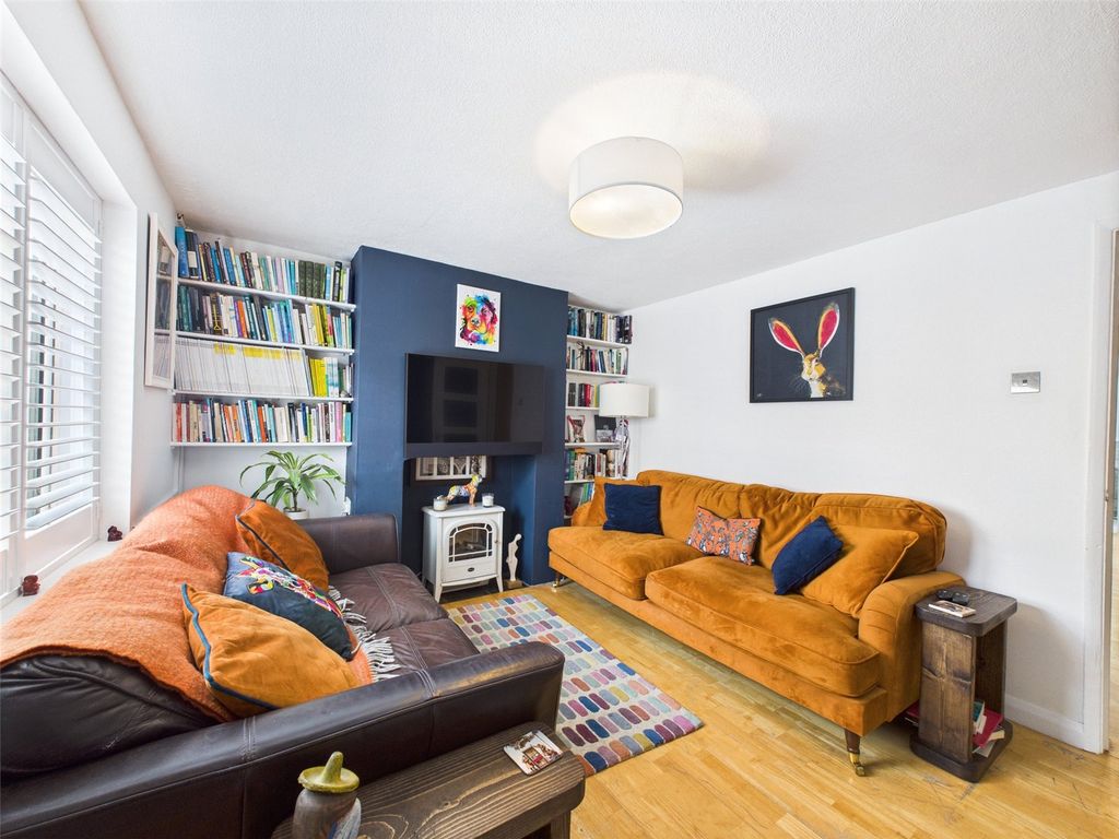 Property photo 2 of 15 Picture No. 06