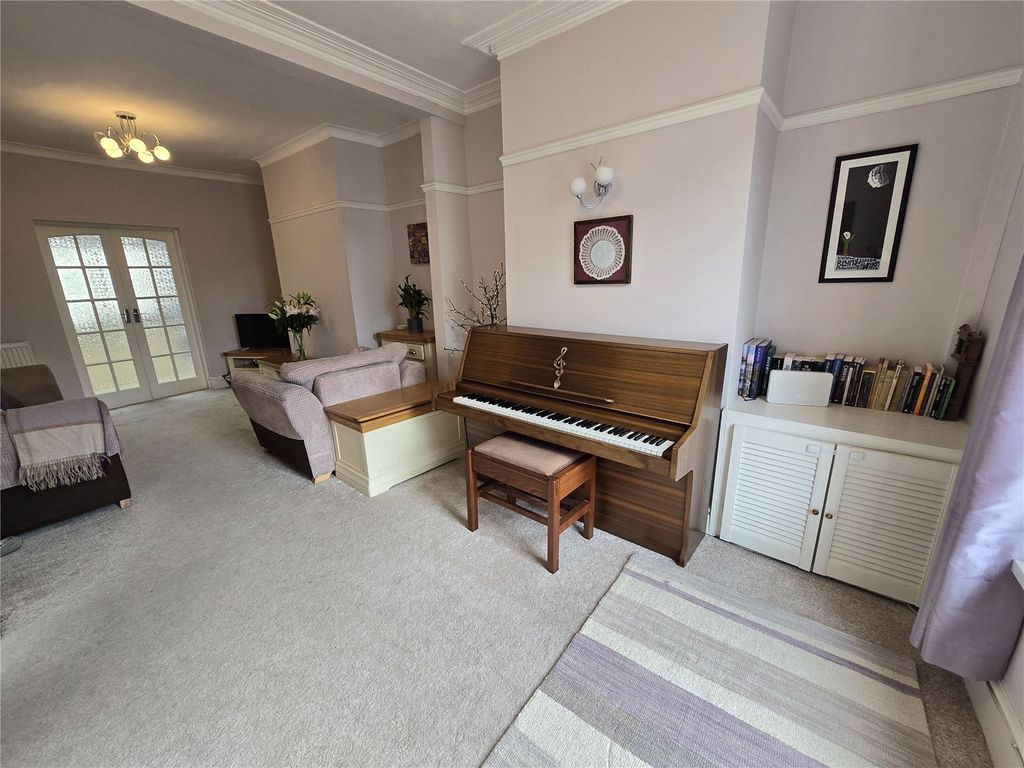 Property photo 3 of 31 Picture No. 05