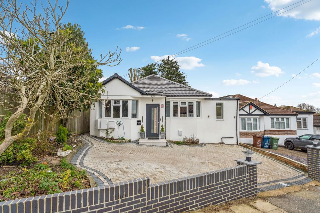 Property photo 1 of 25