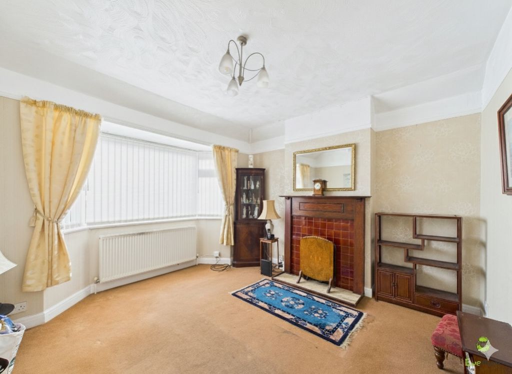 Property photo 1 of 7 Presented By Nicoleta At Ewemove Bexleyheath And D