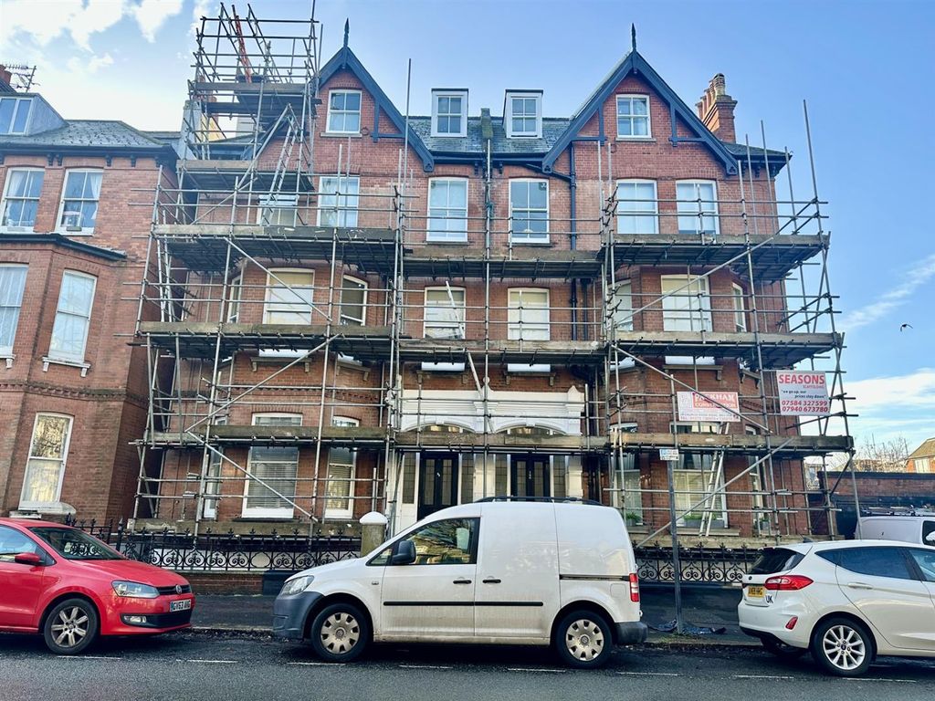 Property photo 1 of 14 4A6Da2A9-d6Ef-4108-Bb39-9F754B9Ea2B6.Jpg