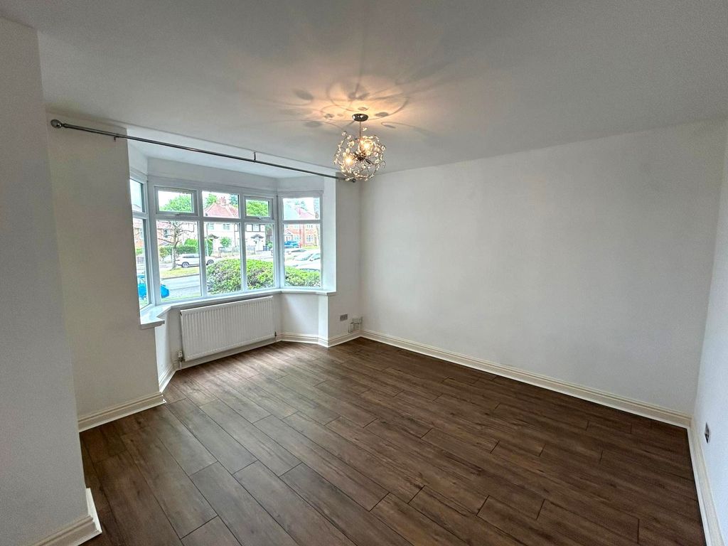 Property photo 3 of 13 Picture No. 22