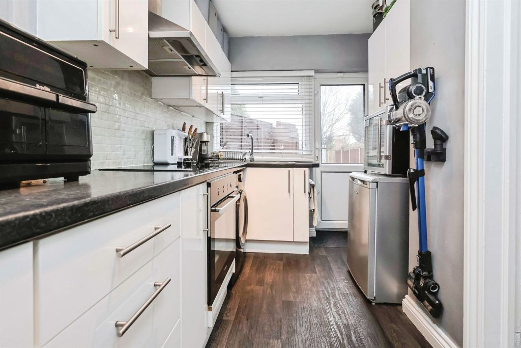 Property photo 3 of 13