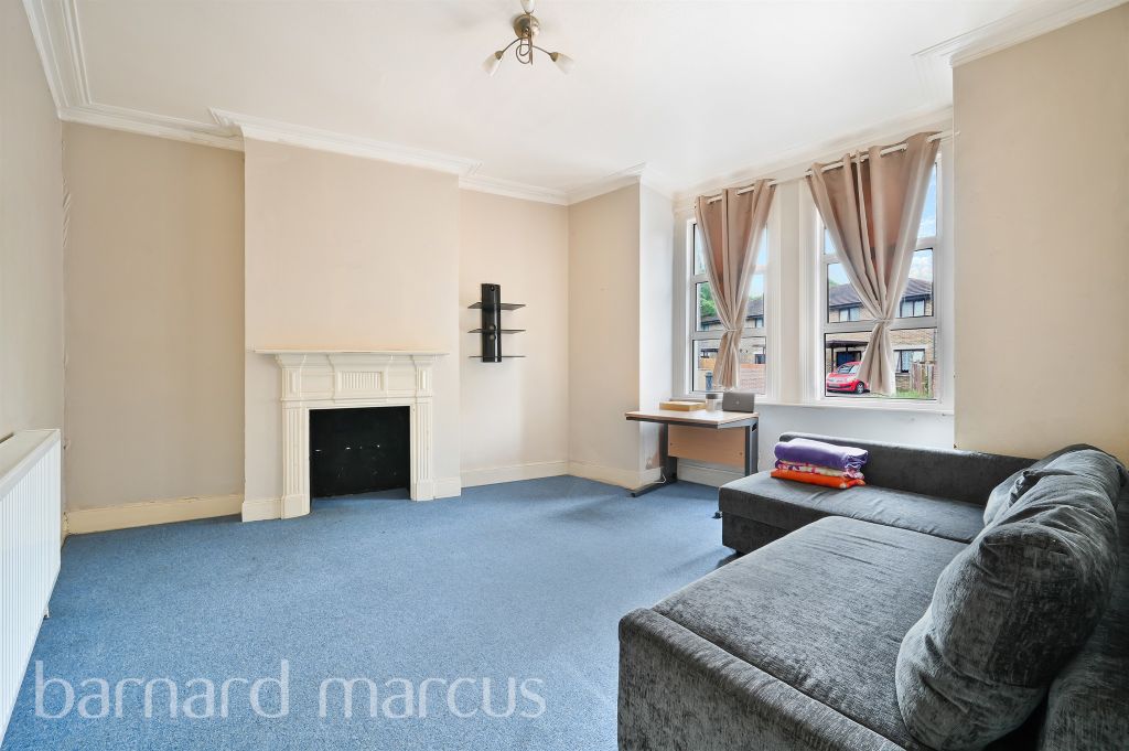 Property photo 2 of 9