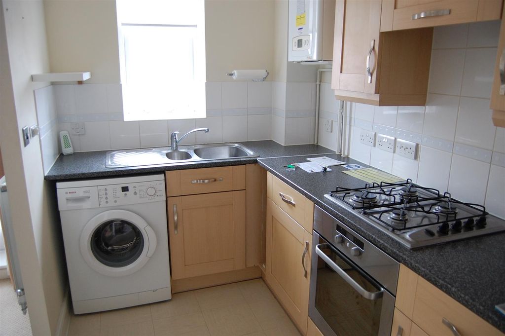 Property photo 2 of 5