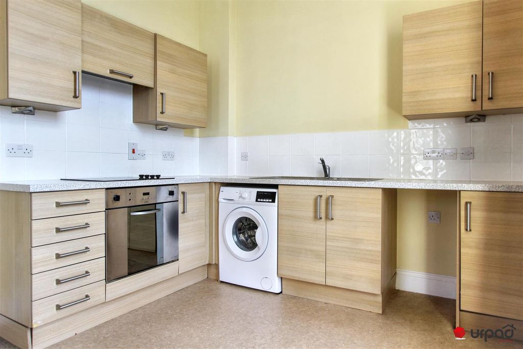Property photo 3 of 11 Img_1049.Jpg