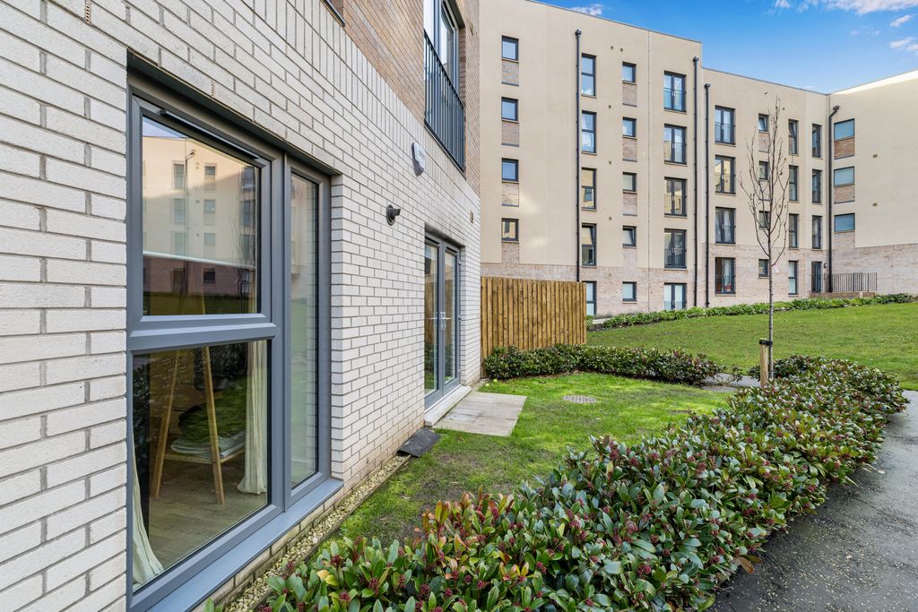 Property photo 3 of 13 Property Image 3