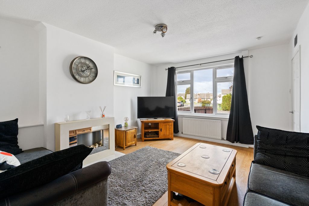 Property photo 2 of 21 Property Image 2