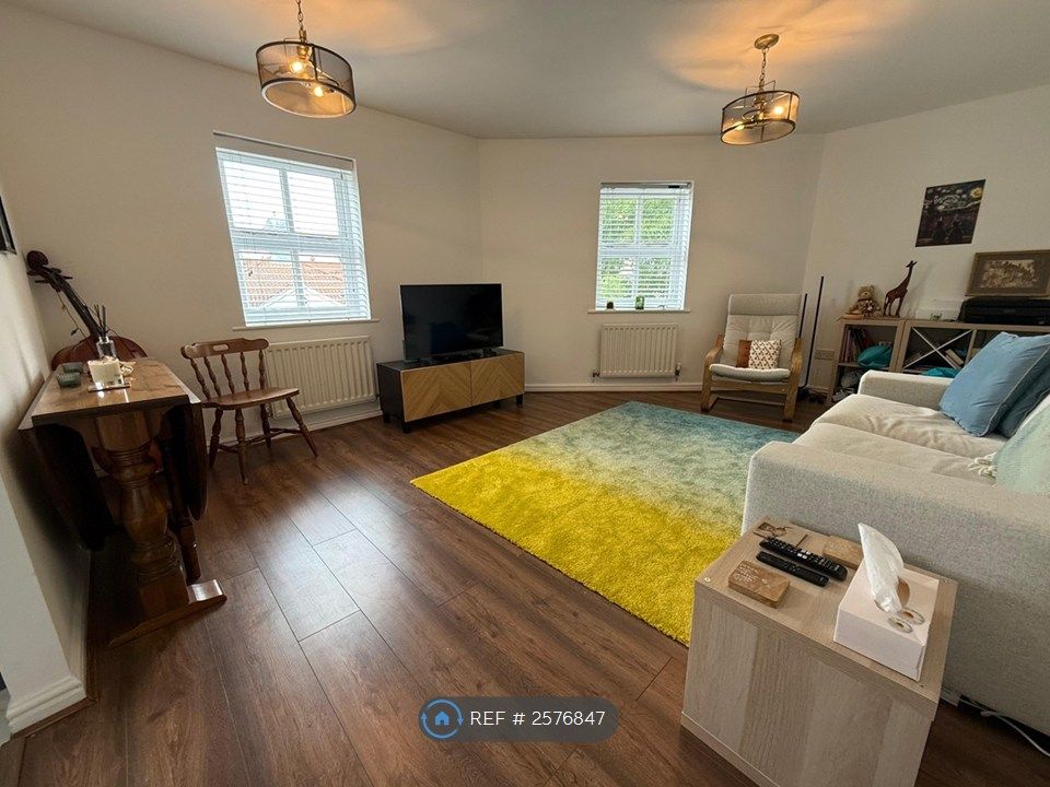 Property photo 2 of 11