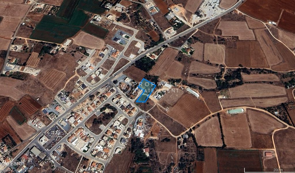 Property photo 1 of 1