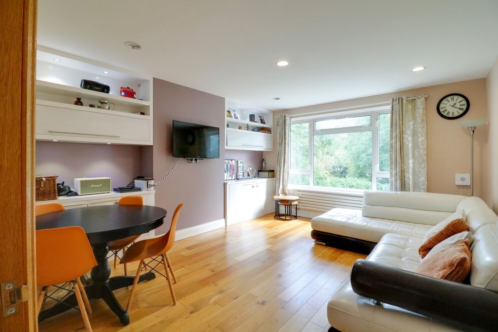 Property photo 1 of 11 1