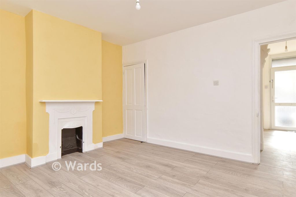 Property photo 2 of 13 Dining Room