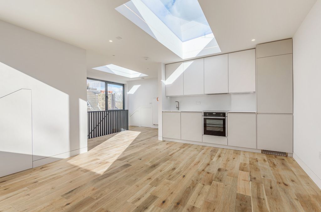 Property photo 1 of 8 817216 (3).Jpg