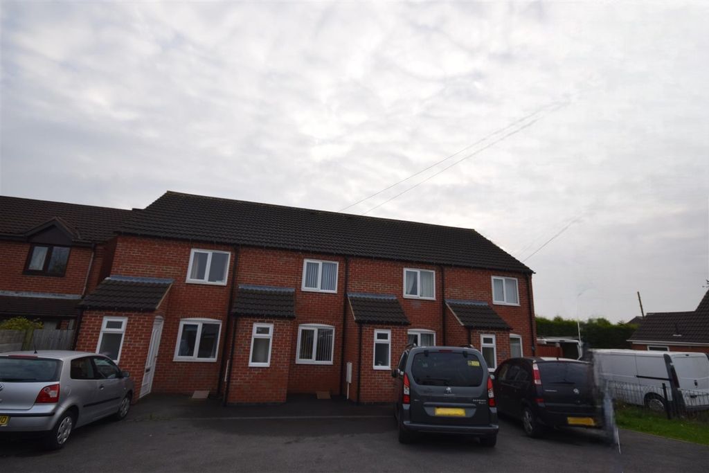 Property photo 1 of 8 4551320