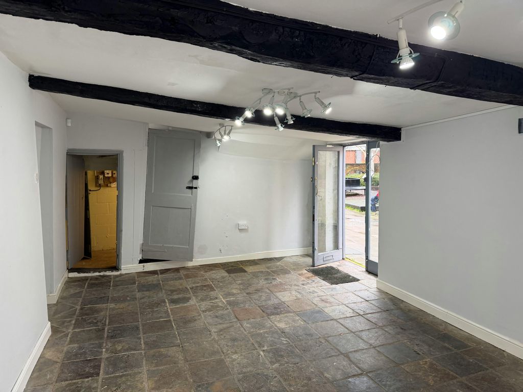 Property photo 3 of 8 P3.Jpeg