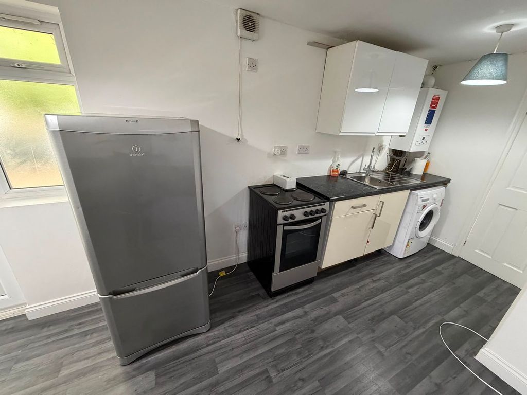 Property photo 3 of 6 Open Plan Kitchen Lounge