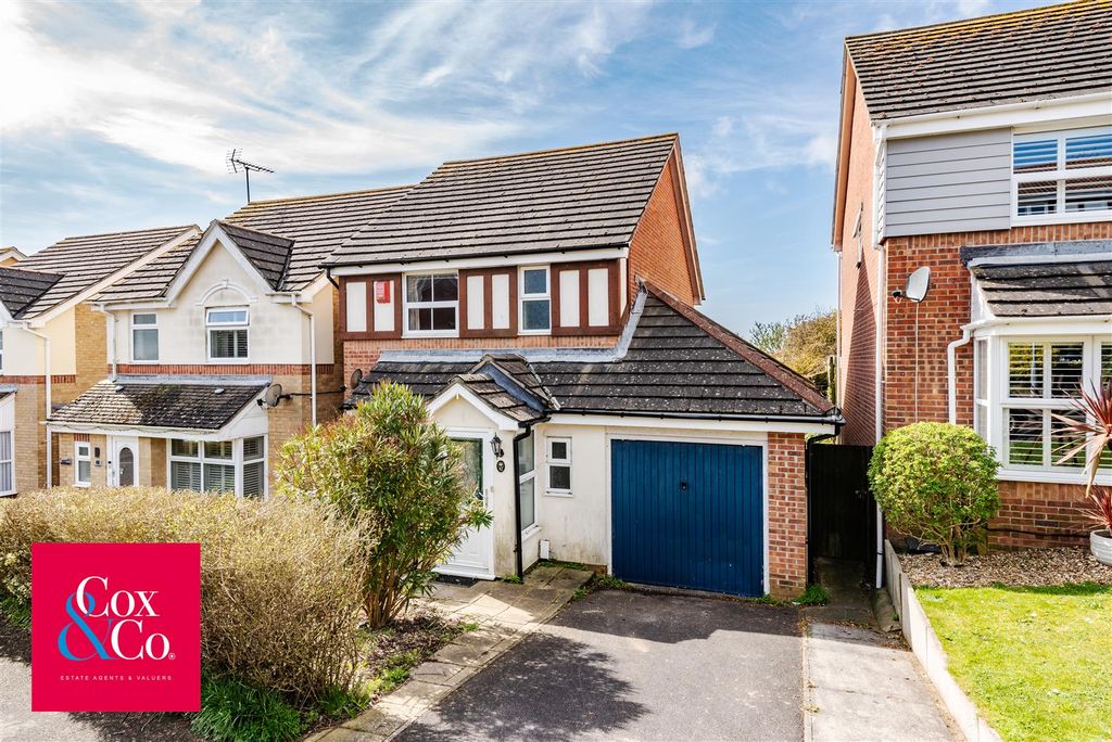 Property photo 1 of 19 81N_9204.Jpg