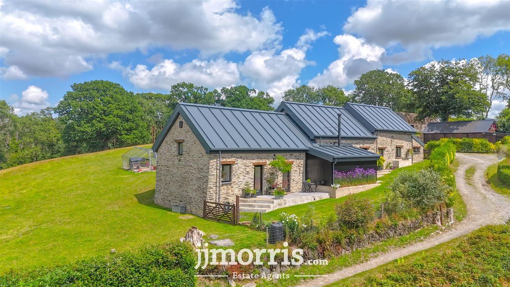 Property photo 1 of 71 Cde85516-7EE8-4A18-9E8F-4B215148Bf55.Jpeg
