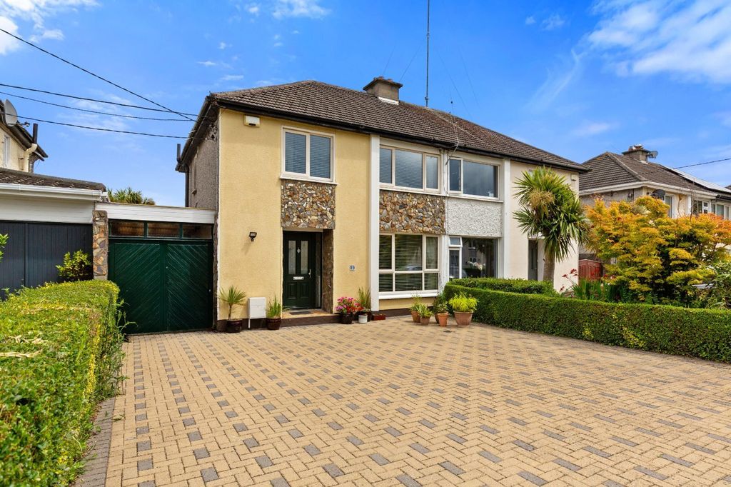 Property photo 2 of 25 Picture No. 04