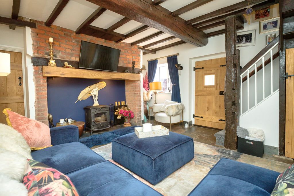 Property photo 2 of 32 Photo 11
