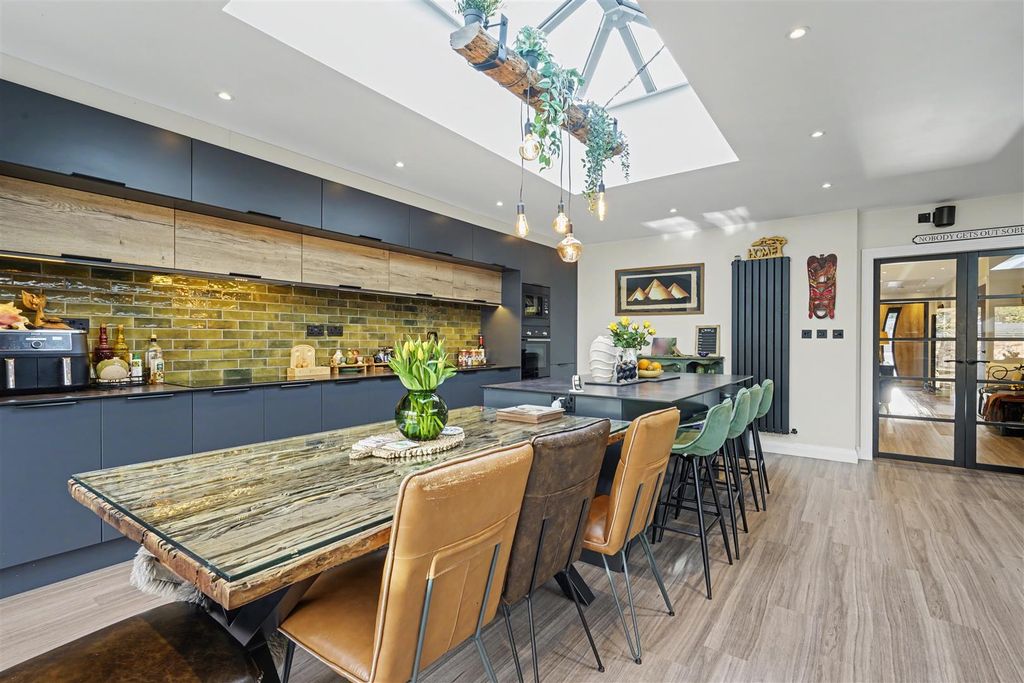 Property photo 3 of 43 Dining/Living Kitchen