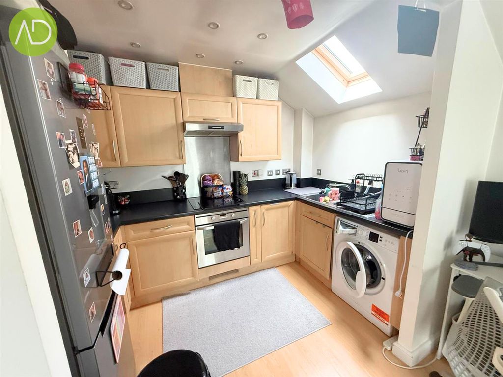 Property photo 3 of 8 6.Png