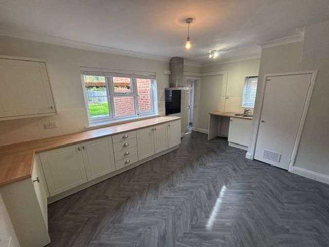 Property photo 3 of 13 Bedroom 1