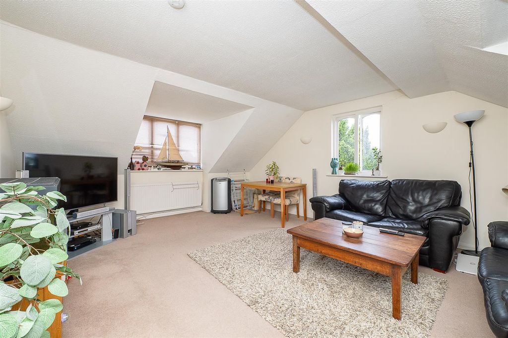 Property photo 1 of 10 CC-003.Jpg