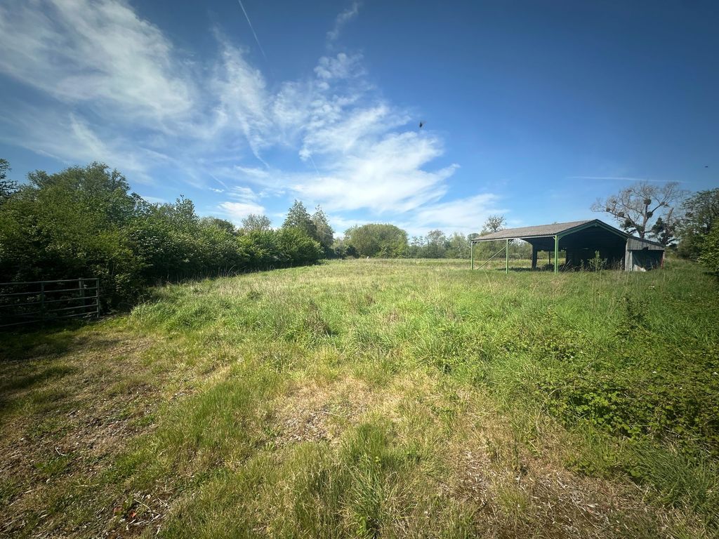Property photo 2 of 5