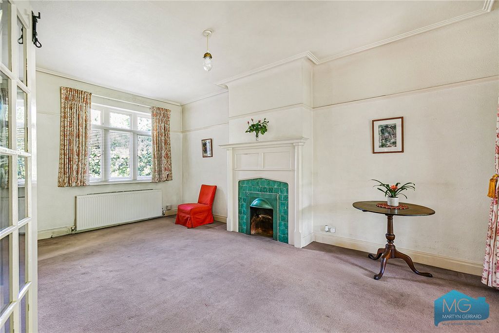 Property photo 2 of 30 Picture No. 21