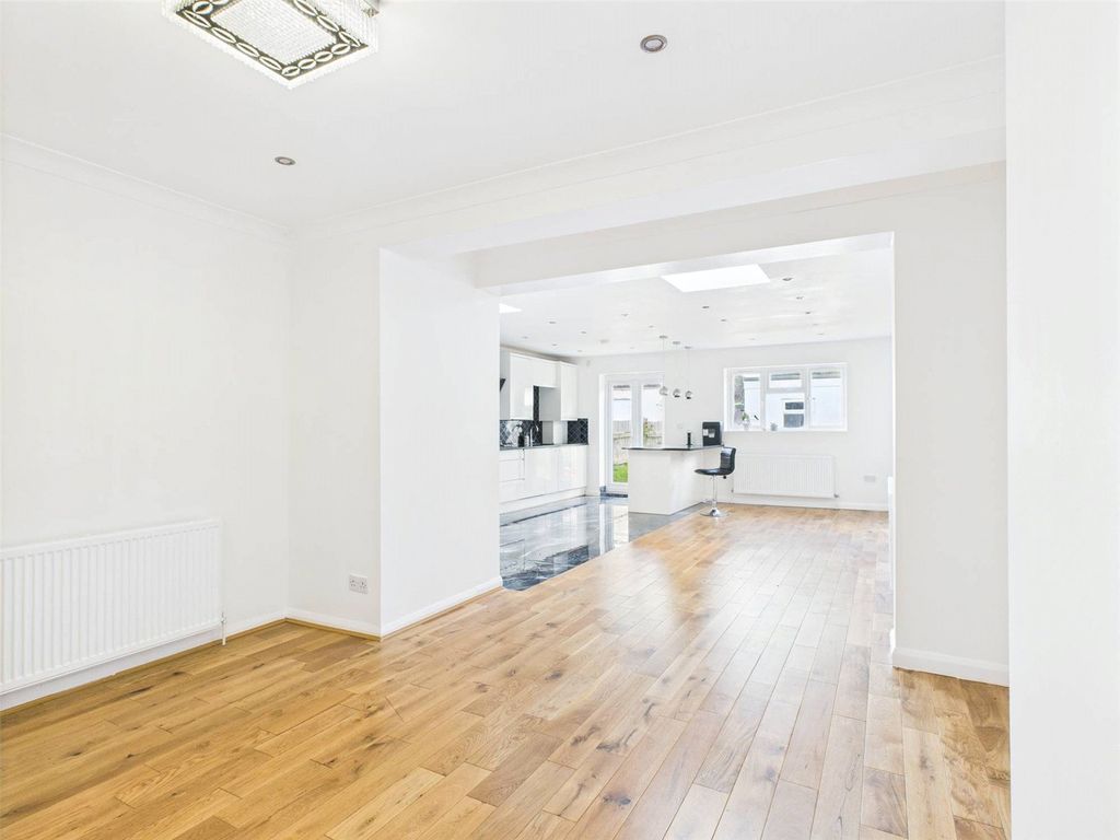 Property photo 3 of 14 Picture No. 09