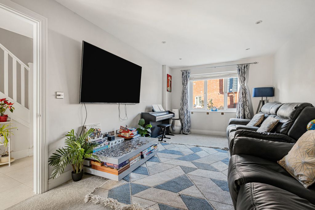 Property photo 2 of 26 Reception Room