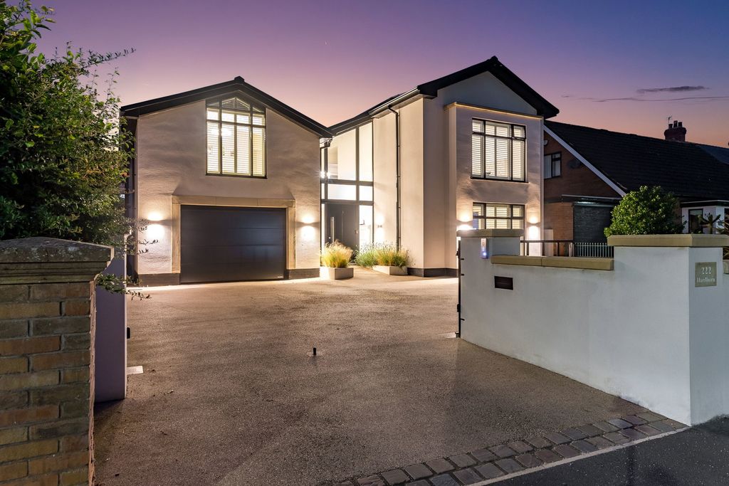 Property photo 1 of 51