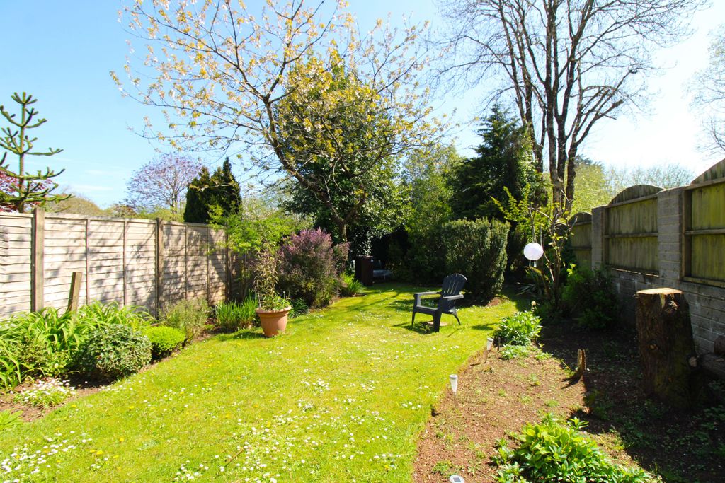 Property photo 2 of 24