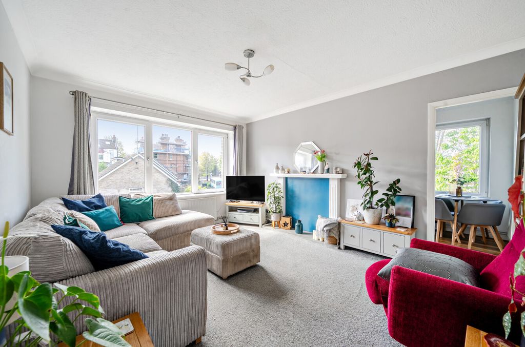 Property photo 2 of 10 1448172-19-69E606...