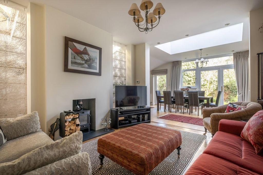 Property photo 1 of 40 Snug C