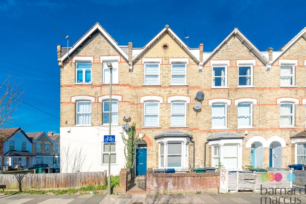 Property photo 1 of 13